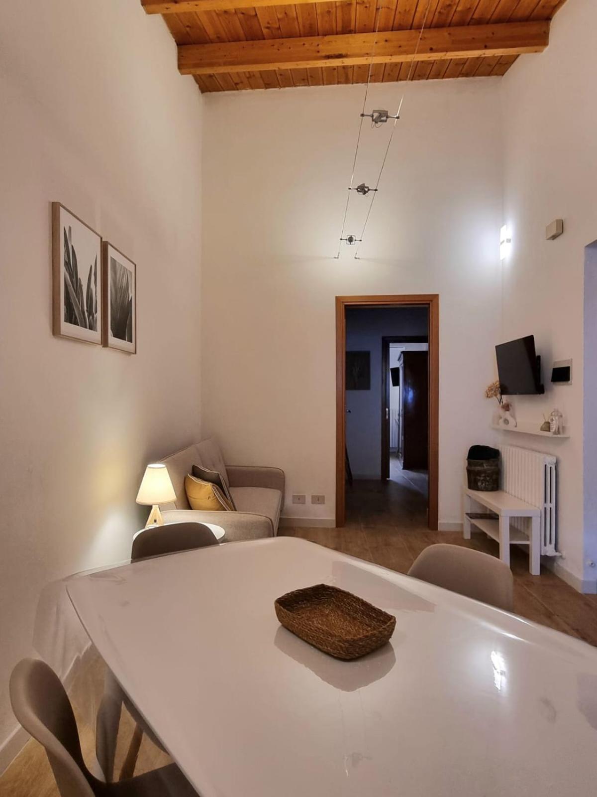 Downtown Maqueda Apartment ปาแลร์โม ภายนอก รูปภาพ